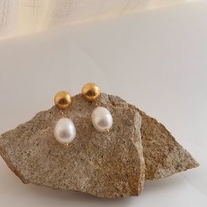 New 18k gold freshwater pearls earrings simple french minimalist